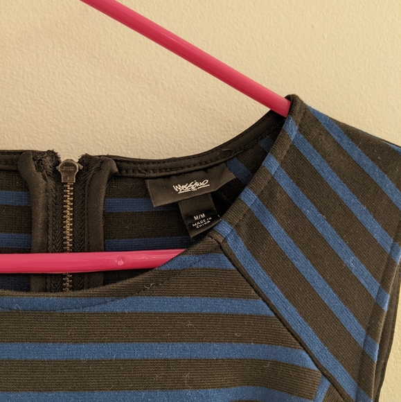 STRIPED DRESS - Picture 2 of 4